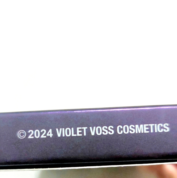 NEW! VIOLET VOSS Disco Drip Eye Shadow Palette 13 g - Picture 4 of 6